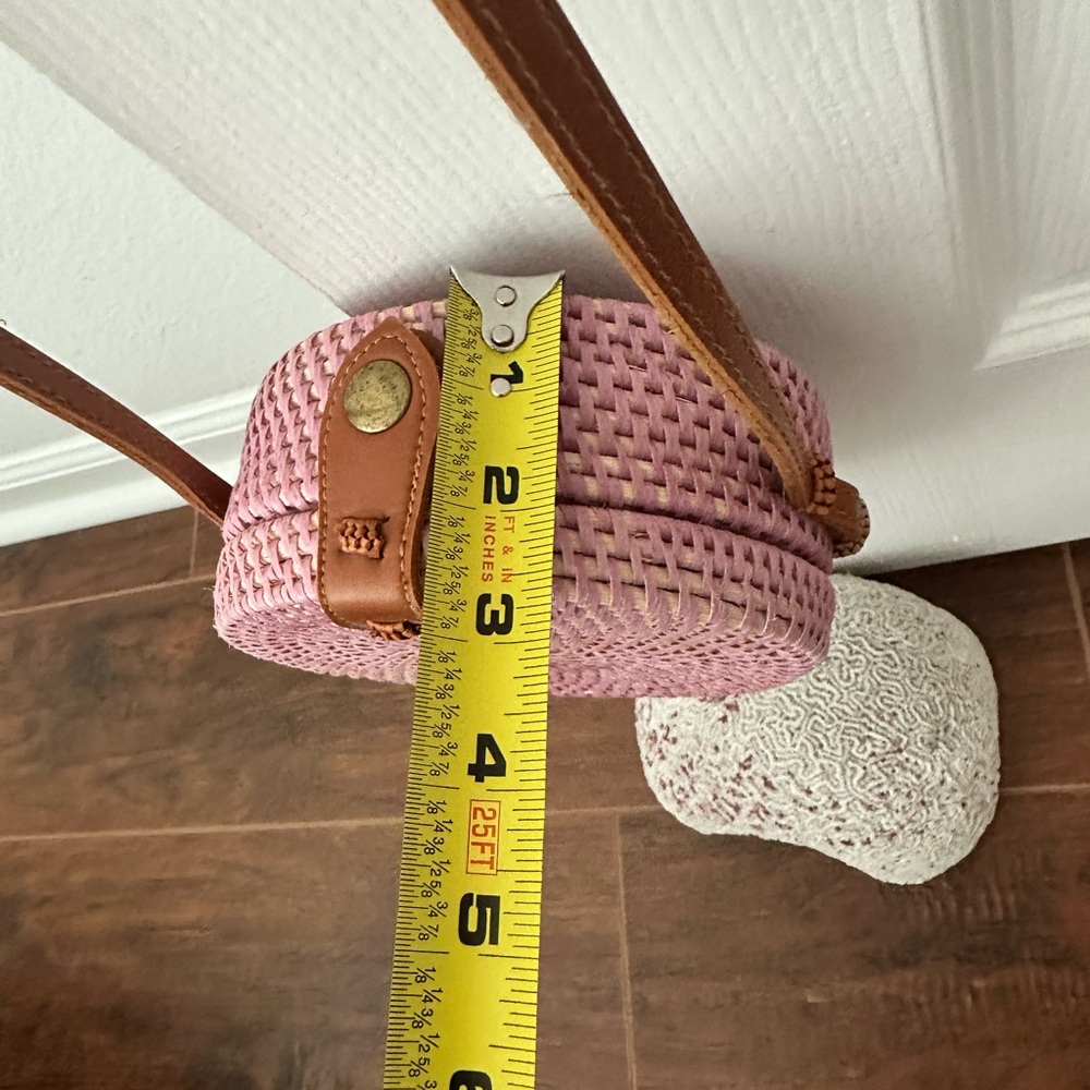 Round Rattan Wicker Woven Crossbody Bag Pink Boho - Picture 9 of 9
